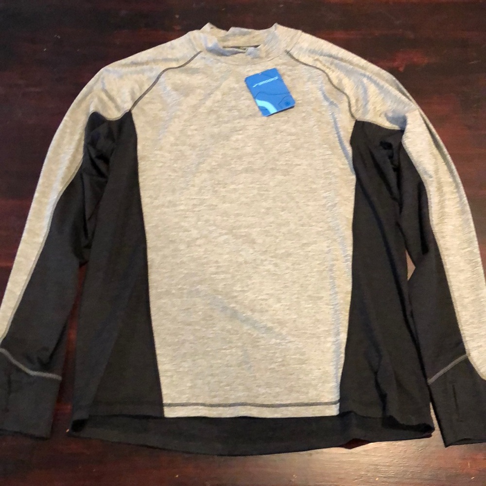 Brand New Men’s Brooks Long Sleeve!